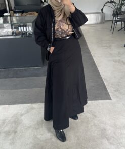 Skirt with pockets