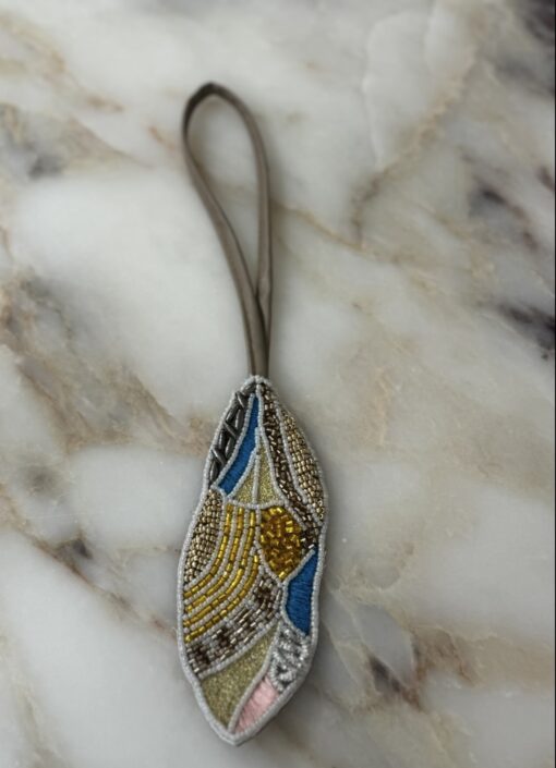 Charm 5 ( leaf )