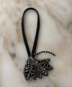 Charm 4 ( leaf )