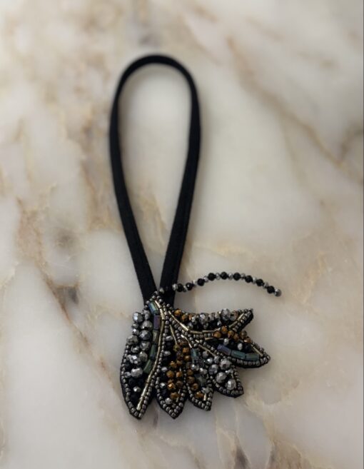 Charm 4 ( leaf )