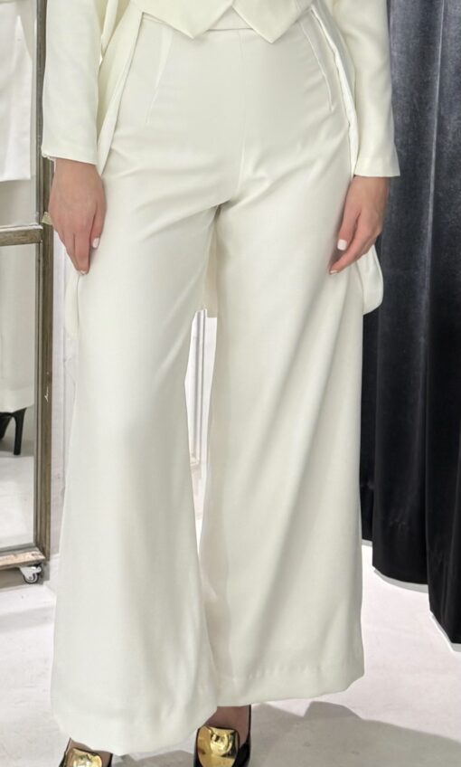 Wide leg pants