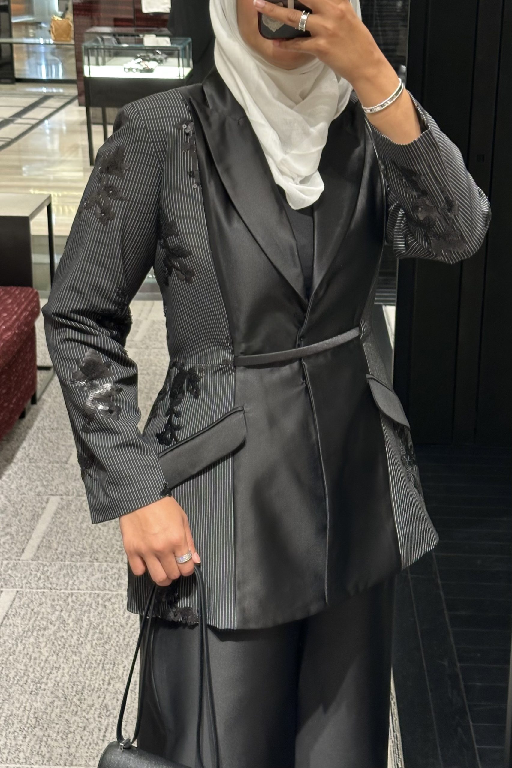 Sequin Blazer Set - Image 4