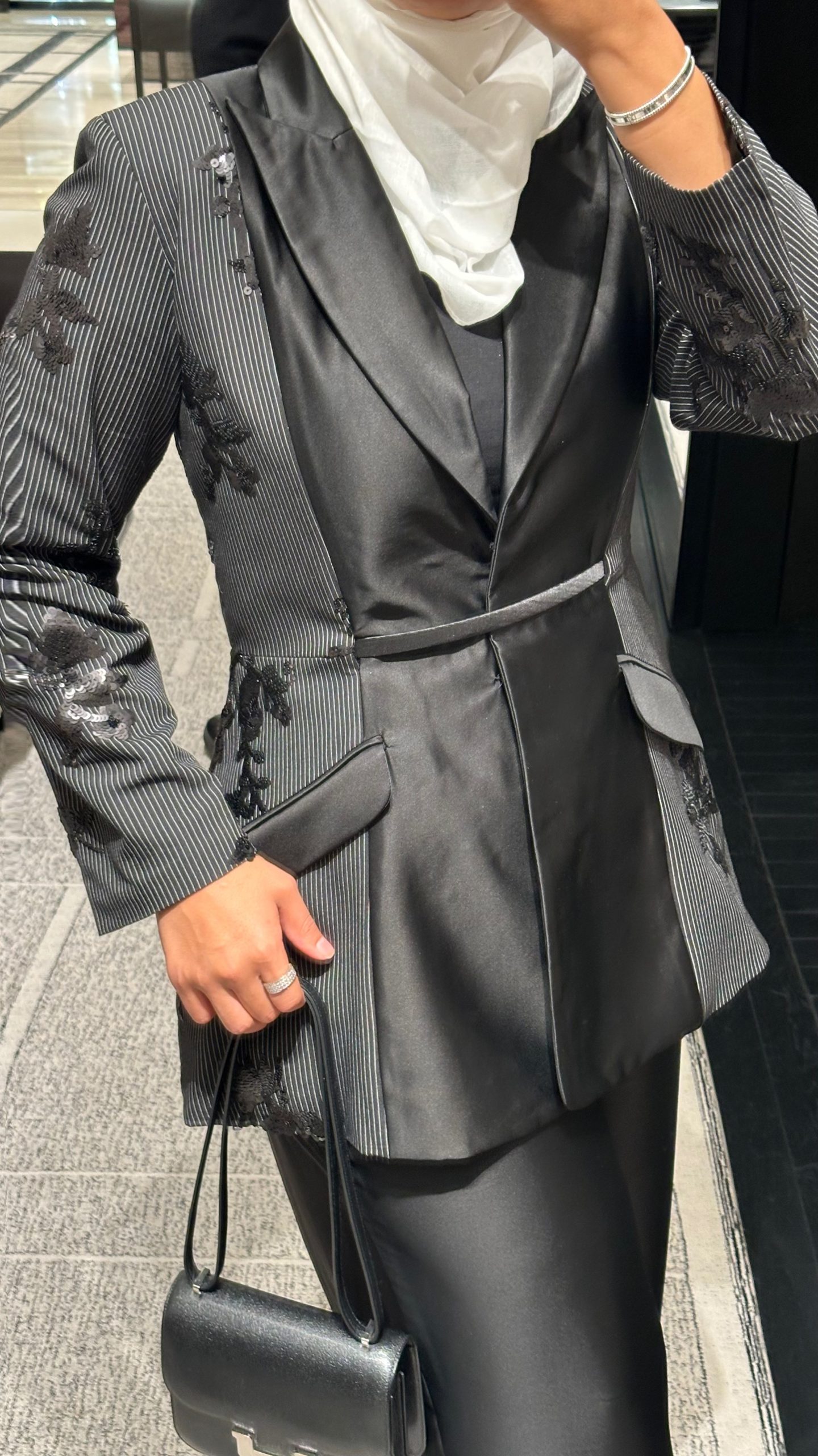 Sequin Blazer Set - Image 2