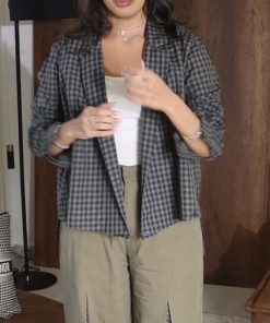 ⁦Checkered Essential shirt⁩ - الصورة ⁦4⁩