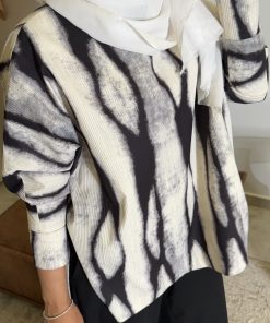Alternative view of Everyday top ( printed)