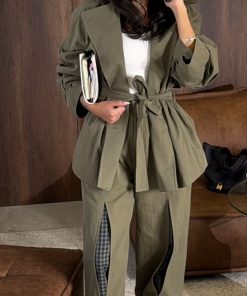 Short Trench coat